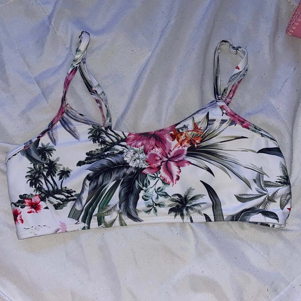 Floral bikini top